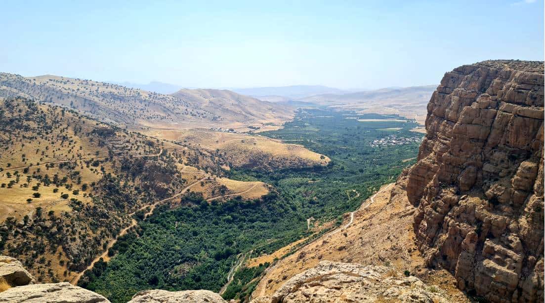 آبشار آپارتمانی پیران از عجایب طبیعت در دل دالاهو آبشار آپارتمانی پیران دالاهو,آبشار آپارتمانی دالاهو,آبشار پیران