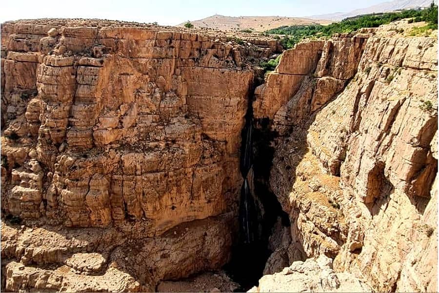 ریجاب کجاست؟ بهشتی پنهان در دل کوه های دالاهو کرمانشاه سفر به ریجاب,مسجد عبدالله بن عمر