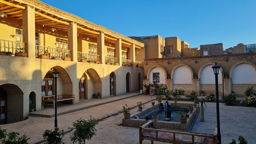 بومگردی سامن,هتل بومگردی سامن همدان,هتل های بومگردی ایران