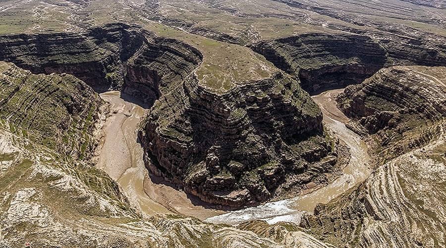 دره خزینه کجاست؟ راهنمای کامل بازدید از زیباترین دره لرستان آدرس دره خزینه,پل معلق دره خزینه,جاذبه های طبیعی لرستان