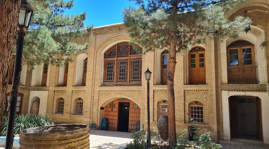 آدرس خانه لطفعلیان همدان,خانه تاریخی لطفعلیان,خانه قدیمی لطفعلیان