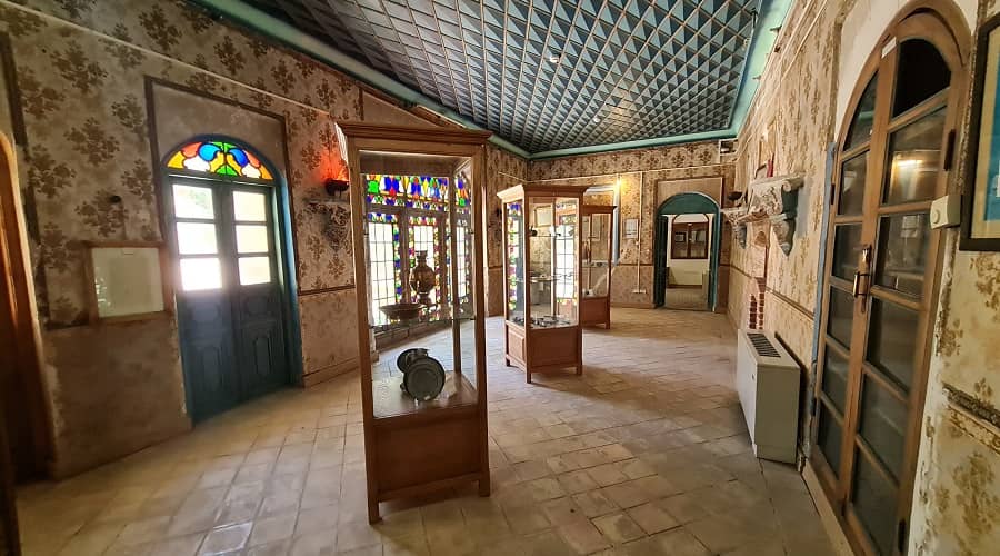 خانه لطفعلیان در همدان,خانه لطفعلیان همدان,خانه و موزه لطفعلیان