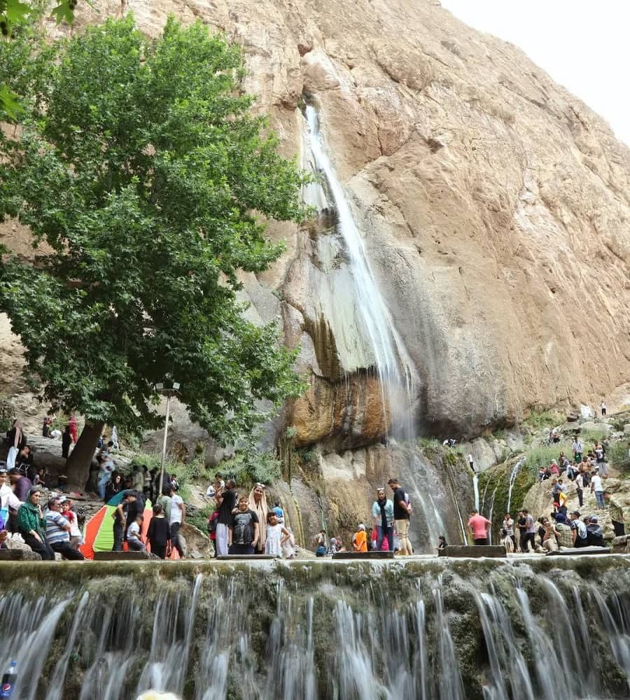 آبشار سمیرم کجاست؟ راهنمای کامل بازدید از نگین زاگرس آبشار سمیرم,آبشار سمیرم اصفهان,آبشار سمیرم تا اصفهان