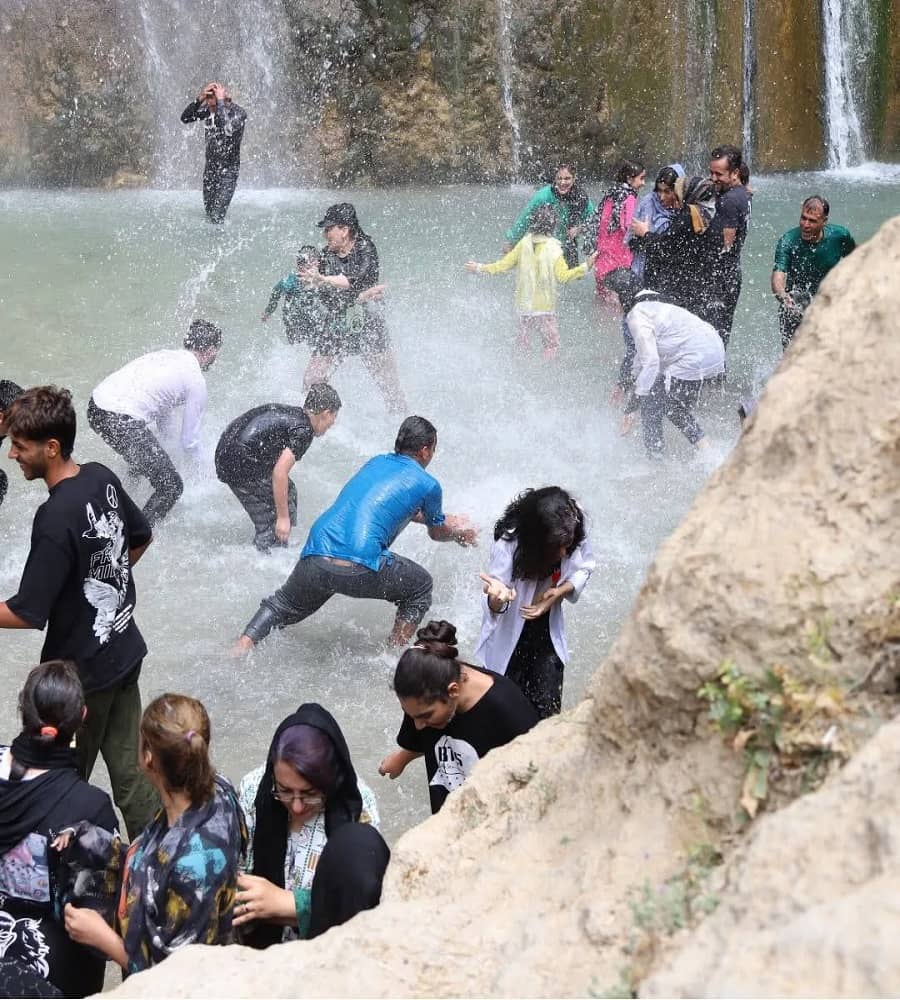 آبشار سمیرم کجاست؟ راهنمای کامل بازدید از نگین زاگرس آبشار سمیرم,آبشار سمیرم اصفهان,آبشار سمیرم تا اصفهان